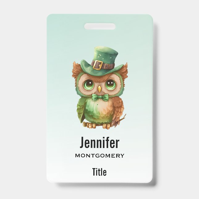 Badge Chouette mignonne dans un haut-de-forme vert (Avant)
