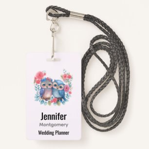 Badge Chouettes amoureuses Assis sur une branche d'arbre