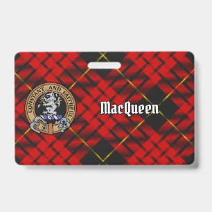 Badge Cimier du clan MacQueen sur tartan