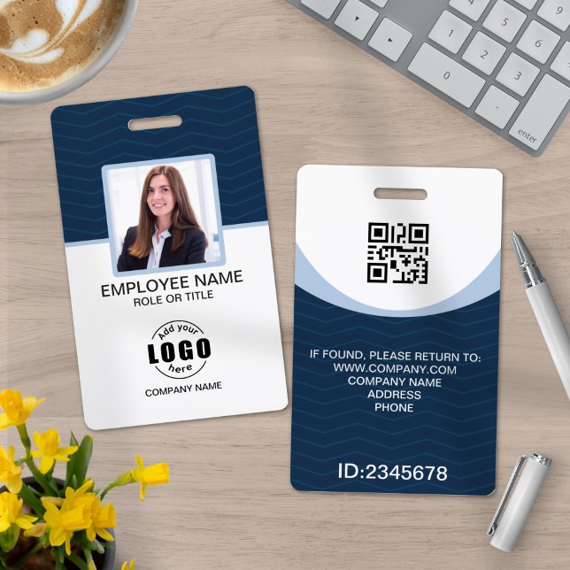 Badge Code QR personnalisé pour employés d'entreprise, p (Créateur téléchargé)