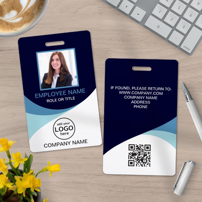 Badge Code QR personnalisé pour employés d'entreprise, p (Créateur téléchargé)