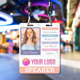 Badge Conférencier à la conférence d'influenceurs Pastel