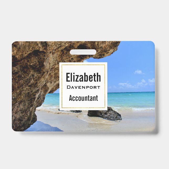 Badge Côte de plage tropicale avec un gros rocher (Avant)