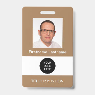 Badge de nom marron clair avec photo d'identité