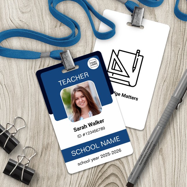 Badge de photo d'identité d'enseignant - Personnel (Teacher Photo ID Badge - School Staff - Navy Blue)