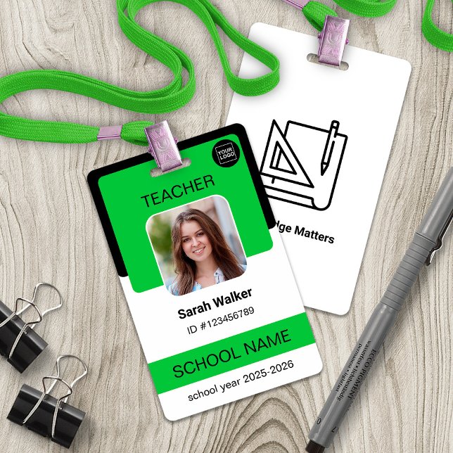 Badge de photo d'identité pour enseignant – Person (Teacher Photo ID Badge – School Staff - Green)