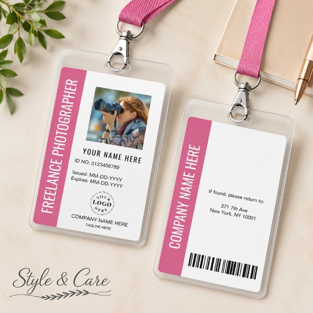 Badge de photographe indépendant en fuchsia vif (Freelance Photographer Badge in Bright Fuchsia)