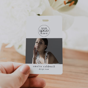 Badge de sécurité moderne EMELIA avec photo et ID 