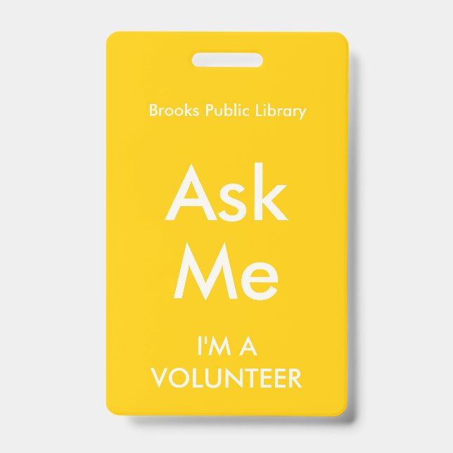 Badge Demander Moi Jaune pour les Bénévoles (Avant)