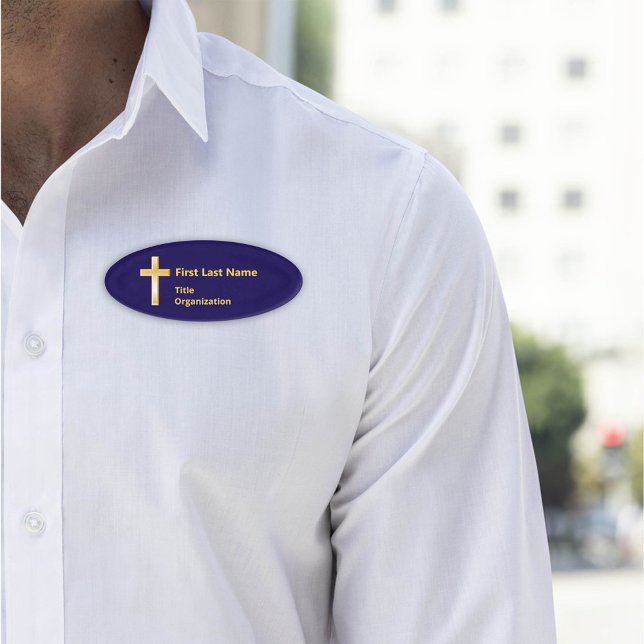 Badge D'identification Balise de nom de la Croix d'or Christian (Modern 3"x2" oval acrylic name tag with magnetic back, Christian gold cross, and custom text.)
