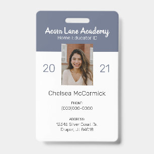 Badge d'identification de l'éducateur en école à l