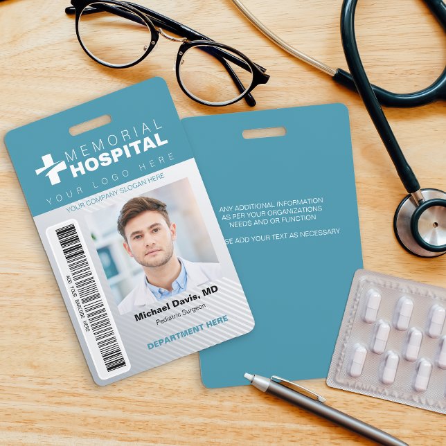 Badge d'identification de l'hôpital bleu avec phot (Créateur téléchargé)