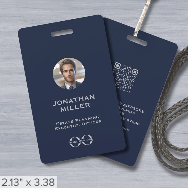 Badge d'identification d'employé avec code QR phot (Créateur téléchargé)