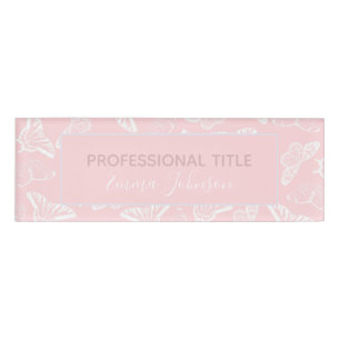 Badge D'identification Elégant Papillons blancs Design rose