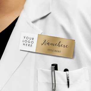 Badge D'identification Logo Calligraphie Elégant Faux Gold Magnet Titre