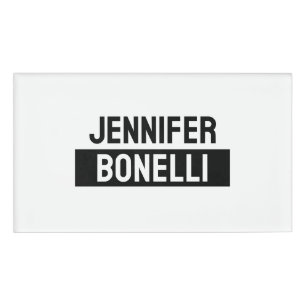 Badge D'identification Minimaliste Élégant Moderne Nom Simple Noir & Blan