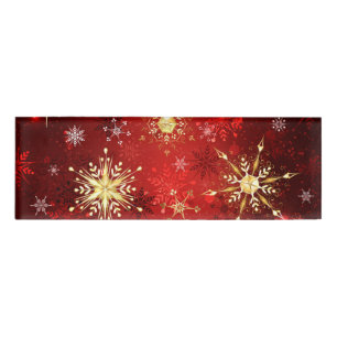 Badge D'identification Noël Golden Snowflakes sur Arrière - plan rouge