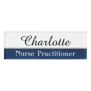 Badge D'identification Nom et titre de l'employé sur bleu marine