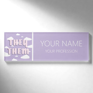 Badge D'identification Nuages Violets, Ils Prononounes