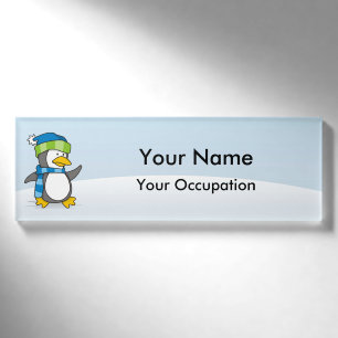 Badge D'identification Petit pingouin marchant sur la neige Nom Balise
