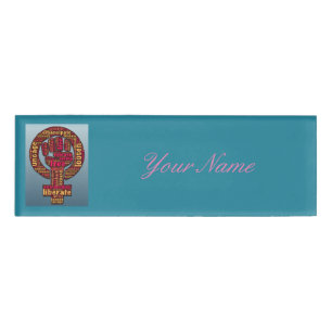 Badge D'identification poing augmenté des droits de la femme 2017