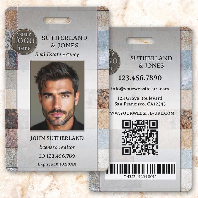 Badge d'identification professionnel avec photo po (Professional real estate ID badge featuring your photo and logo on an elegant marble brick design.)
