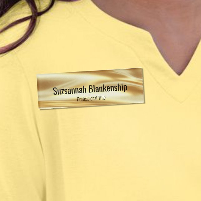 Badge D'identification Ruban doré de luxe professionnel texte noir (Luxury gold ribbon professional name tag)