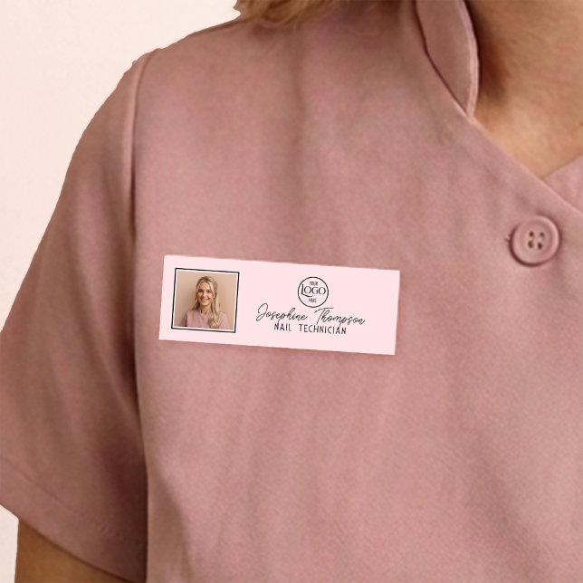 Badge D'identification Salon de manucure rose poudré pour la marque de te (Blush Pink Nail Technician Salon Branding Name Tag)