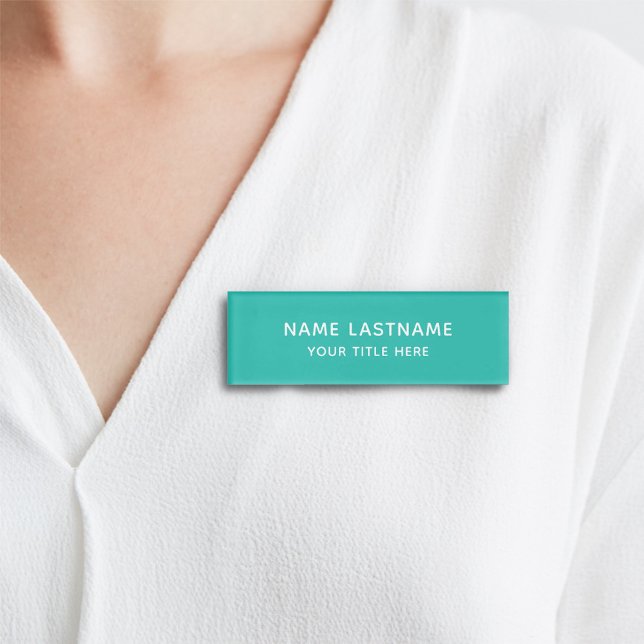 Badge D'identification Simple Basic Minimal Turquoise Blanc Titre moderne (Créateur téléchargé)