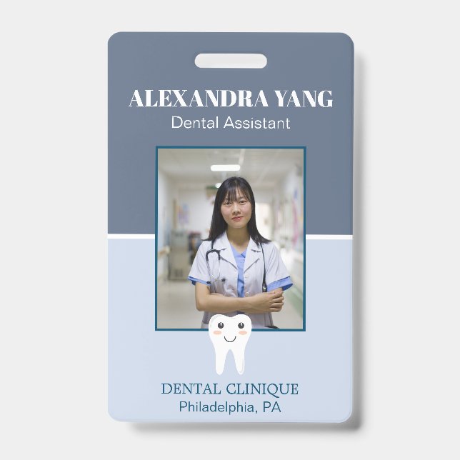 Badge employé du cabinet dentaire, Photo d'assistant den (Avant)