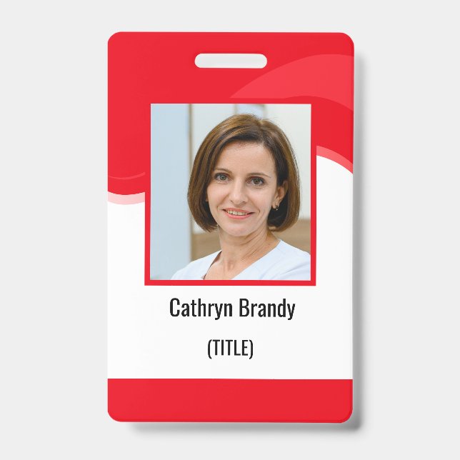 Badge Employé Personnalisé Rouge, Photo, Code Barre & Lo (Avant)