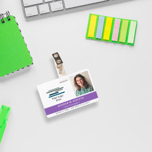 Badge employé violet avec logo et photo