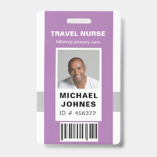 Badge étiquette nominative avec code-barres pour employé