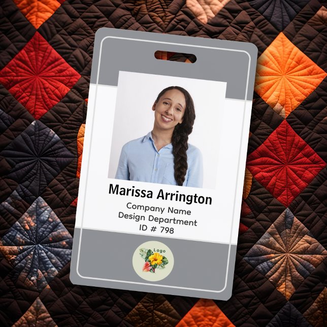 Badge Étiquette nominative grise neutre verticale avec p (Créateur téléchargé)