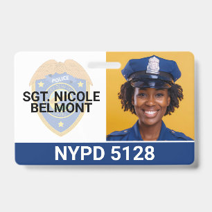 Badge Femme Policier Souriant