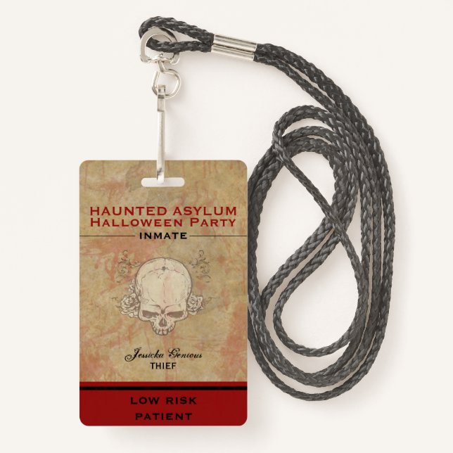 Badge Hauned Asylum Halloween Parti détenu 2 (Devant avec lanière)