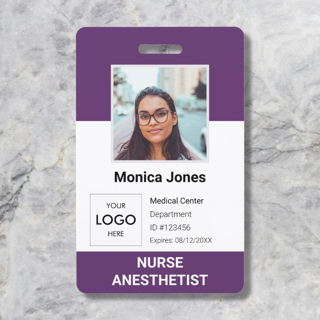 Badge ID de photo d'employé de soins de santé violet (Créateur téléchargé)