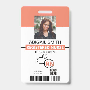 Badge Infirmière autorisée RN coral modèle photo