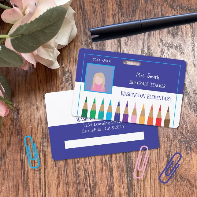Badge Insigne d'identité photo bleu de l'enseignant de l (Elementary school teacher blue and white horizontal photo ID badge.)