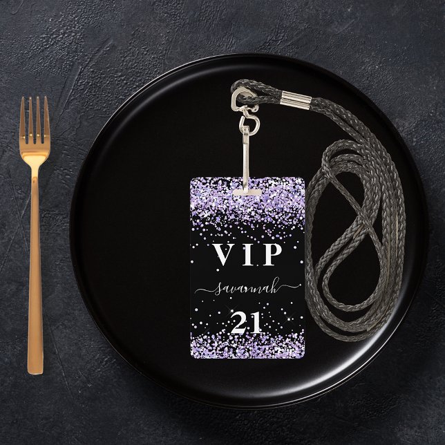 Badge Invitation vip violet noir lavande pour anniversai (Créateur téléchargé)