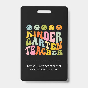 Badge Jardin d'enfants coloré Enseignant Nom personnalis