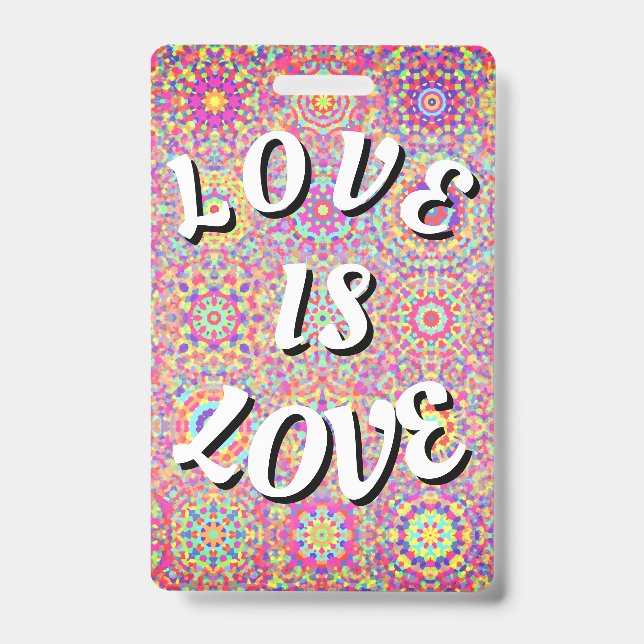 Badge L'amour est l'amour de la fierté (Avant)