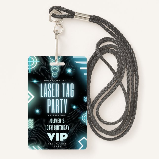 Badge Laser tag invitation de fête d'anniversaire VIP (Devant avec lanière)