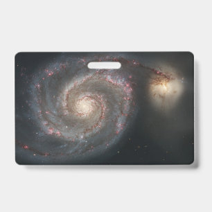 Badge Le Whirlpool Galaxy M51 & Companion dans l'espace