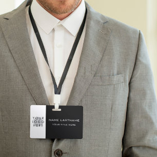 Badge Logo Moderne Basique Noir Blanc Centré Titre Nom