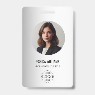Badge Logo personnalisé d'entreprise avec fond gris flou