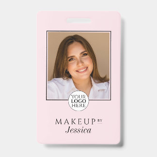 Badge Maquillage Photo Rose Pâle Typographie Élégante