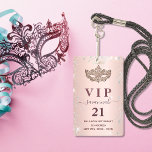 Badge Masquerade rose or argent parties scintillant vip<br><div class="desc">Un badge moderne, élégant et glamour pour une fête mascarade du 21ème (ou tout âge). Un arrière - plan rose à dégradé d'or avec des éclats d'argent faux et un masque masqué. Avec le texte : VIP. Personnalisez et ajoutez le nom, l'âge, l'adresse/la date. Le nom est écrit avec un...</div>
