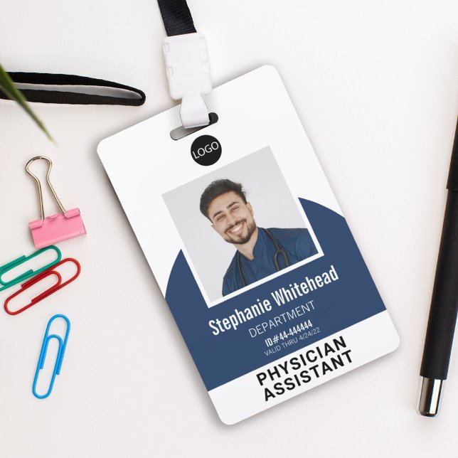 Badge Modèle de logo Photo d'identité employé Bleu marin (Your photo ID employee badge is not just an identification tool, but a powerful communication medium)
