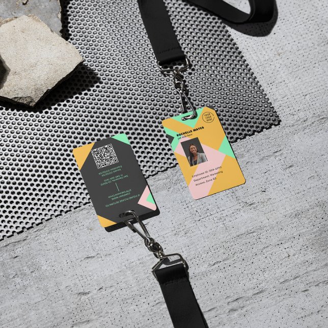 Badge Modern Employee Photo ID Company Security QR (Créateur téléchargé)